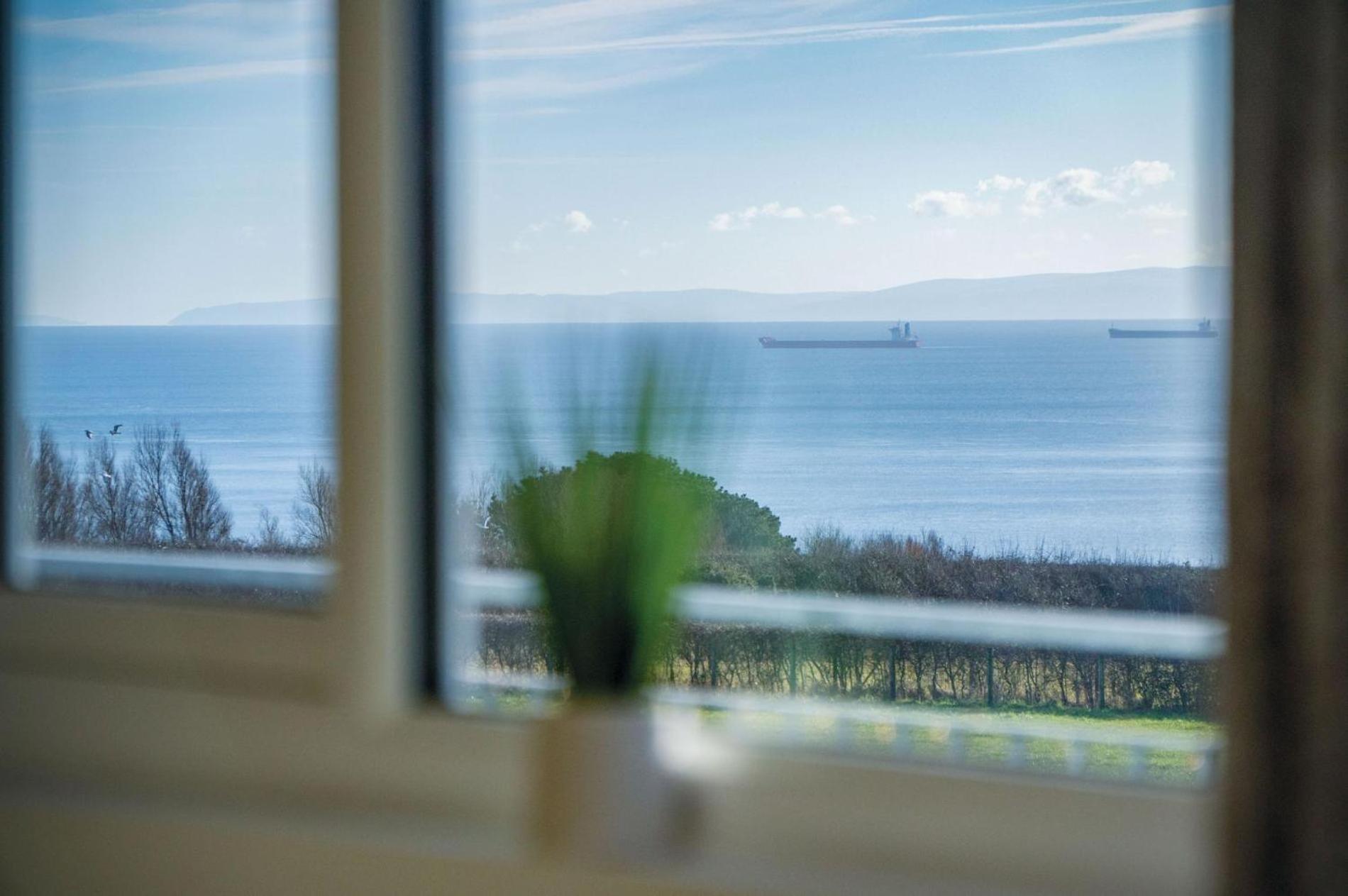 The Penthouse - 1 Bedroom Apartment - Ocean Breeze 波特艾农 外观 照片